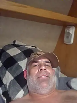 Snapshot of DeeBestEver chatting on March 22, 2026, 8:56 pm DeeBestEver online show from March 22, 2026, 8:56 pm