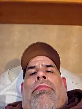 Snapshot of DeeBestEver chatting on March 30, 2026, 6:53 pm DeeBestEver online show from March 30, 2026, 6:53 pm