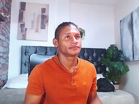 casike1 online show from October 5, 2025, 4:49 pm