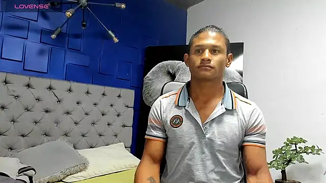 casike1 online show from October 15, 2025, 5:18 am