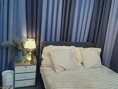 Kaydee Callix online show from October 7, 2025, 4:37 pm