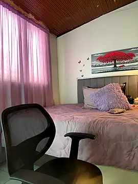 Antonella  b online show from January 7, 2026, 1:46 pm