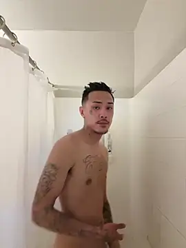 Loadedeggs online show from February 24, 2026, 11:25 pm