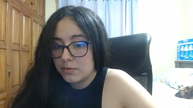 Venus cat  online show from December 1, 2025, 1:10 am