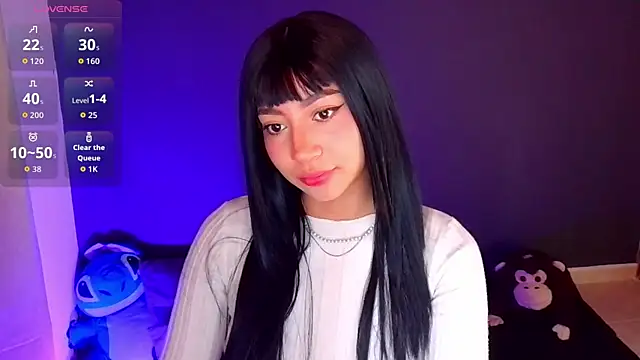 emma web  online show from December 1, 2025, 4:12 pm