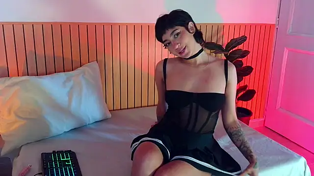 emma web  online show from July 27, 2026, 2:46 pm