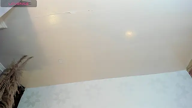 alana madison10 online show from November 6, 2025, 4:13 am