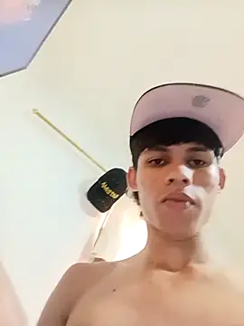 mazo18 online show from February 21, 2026, 6:09 pm