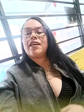 Italia 12 online show from October 3, 2025, 10:29 pm