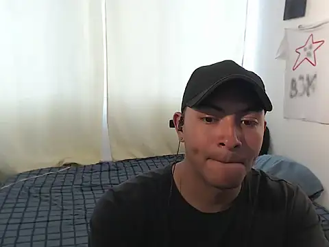 Snapshot of Ander_Wolf chatting on October 1, 2025, 6:14 pm Ander Wolf online show from October 1, 2025, 6:14 pm