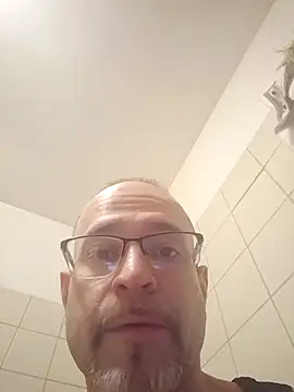 Curious9884 online show from February 24, 2026, 10:46 am