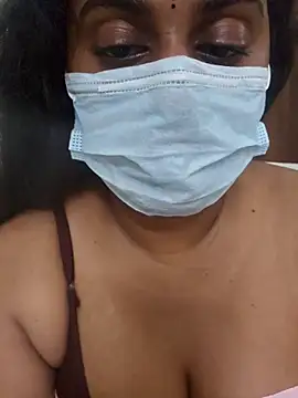 Snapshot of Dheronika_sweetie chatting on April 27, 2026, 5:22 pm Dheronika sweetie online show from April 27, 2026, 5:22 pm