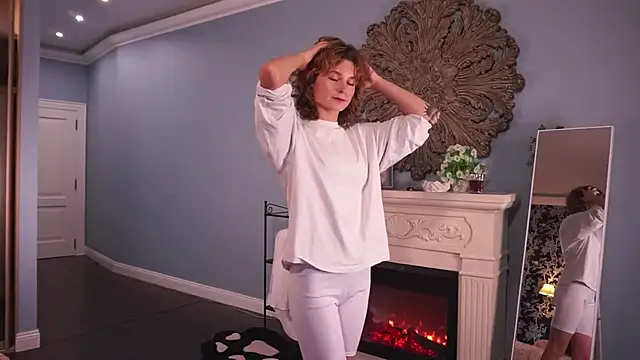 BellaReppert online show from October 8, 2025, 8:28 pm