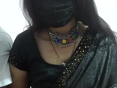 Laila Cute online show from February 16, 2026, 3:41 pm