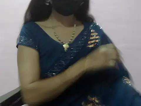 Laila Cute online show from March 27, 2026, 2:17 pm