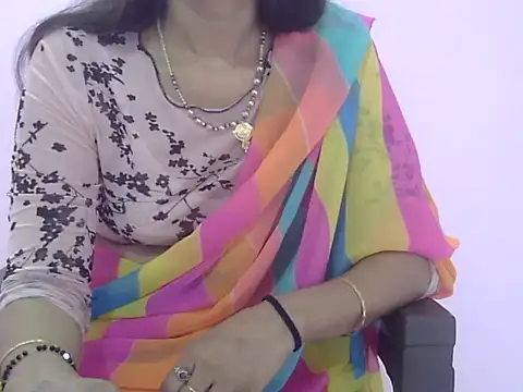 Snapshot of Laila_Cute chatting on April 4, 2026, 2:54 am Laila Cute online show from April 4, 2026, 2:54 am