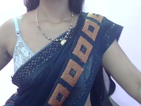 Snapshot of Laila_Cute chatting on April 9, 2026, 4:01 am Laila Cute online show from April 9, 2026, 4:01 am