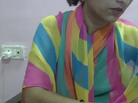 Snapshot of Laila_Cute chatting on May 11, 2026, 5:10 pm Laila Cute online show from May 11, 2026, 5:10 pm