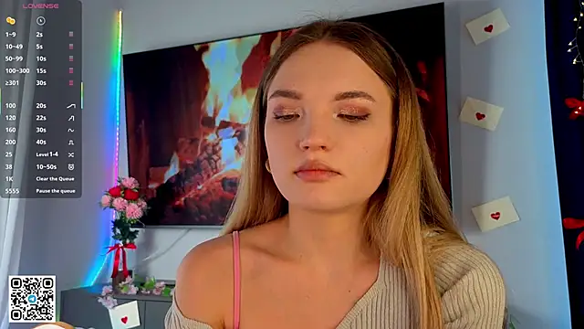 JulieLupo online show from February 19, 2026, 6:09 am