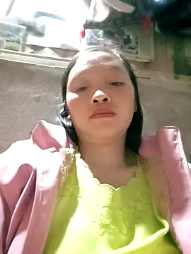 Minkine022 online show from November 5, 2025, 11:05 pm