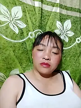 Minkine022 online show from April 13, 2026, 1:49 pm