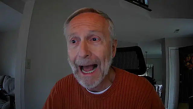 ApolloThrust online show from October 29, 2025, 2:41 pm