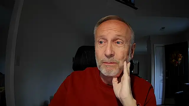 ApolloThrust online show from November 10, 2025, 9:36 pm