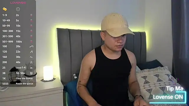 JARETHH online show from October 15, 2025, 11:10 am