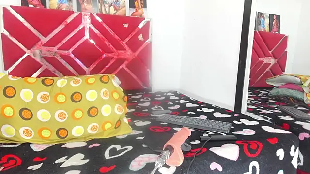 arcoiriss006 online show from March 11, 2026, 2:50 am