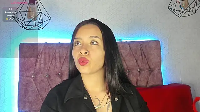 Mia lopez 1 online show from October 31, 2025, 11:22 am