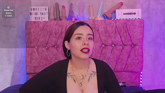 Mia lopez 1 online show from May 29, 2026, 8:23 am