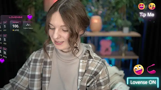 xoxo molly online show from October 30, 2025, 9:15 pm