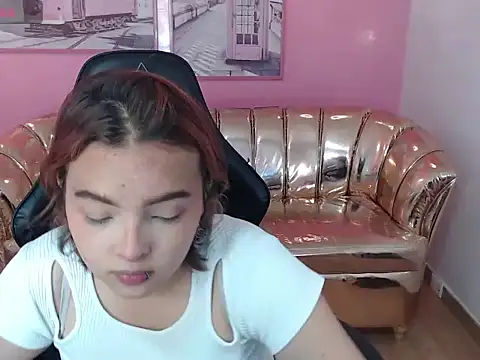 mia foster t online show from October 21, 2025, 12:50 pm