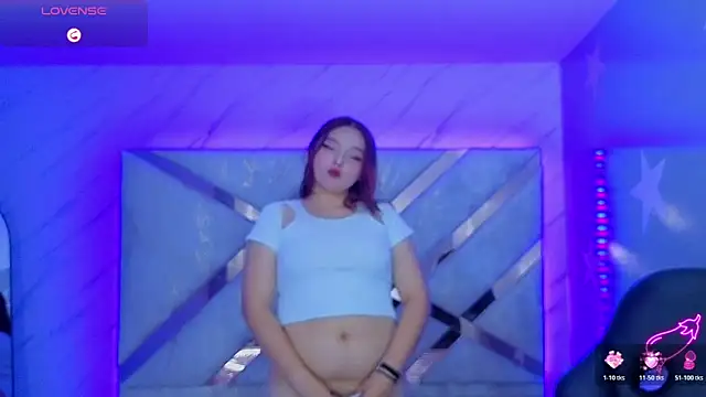 mia foster t online show from May 28, 2026, 1:19 pm