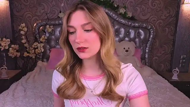 AngelAnabelle online show from March 6, 2026, 9:00 pm