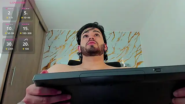 ElianKeiser online show from March 16, 2026, 8:57 pm