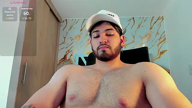 ElianKeiser online show from April 18, 2026, 7:07 pm