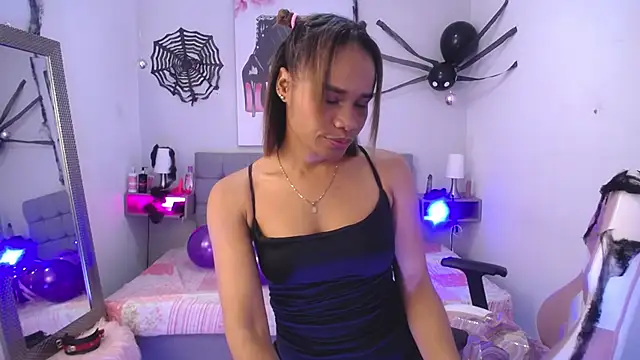 Snapshot of ingrid03_taffur chatting on October 22, 2025, 7:57 pm ingrid03 taffur online show from October 22, 2025, 7:57 pm