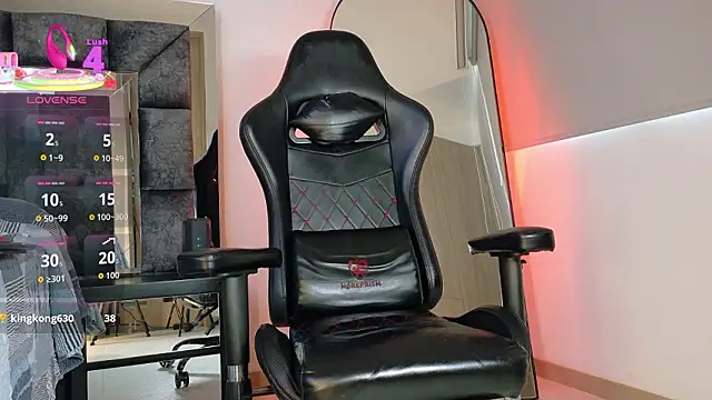 johnjaguar1  online show from March 13, 2026, 3:07 pm