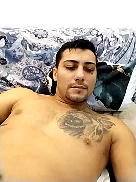 gooddboy01 online show from November 3, 2025, 7:04 pm