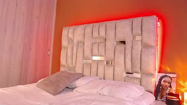 Emily knights online show from February 6, 2026, 8:23 pm