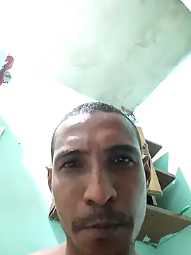 Snapshot of alejandrolopez2022alejand chatting on October 5, 2025, 12:09 am alejandrolopez2022alejand online show from October 5, 2025, 12:09 am