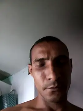Snapshot of alejandrolopez2022alejand chatting on October 7, 2025, 9:45 pm alejandrolopez2022alejand online show from October 7, 2025, 9:45 pm
