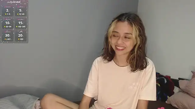 Snapshot of Brissazane chatting on October 5, 2025, 4:11 am Brissazane online show from October 5, 2025, 4:11 am