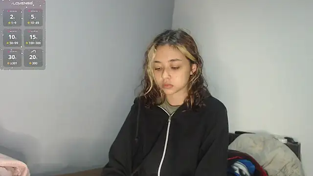 Snapshot of Brissazane chatting on October 11, 2025, 1:16 am Brissazane online show from October 11, 2025, 1:16 am