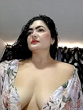 tutisex  online show from December 5, 2025, 8:27 pm