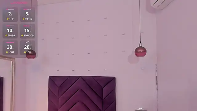 Nahomycarterr online show from November 23, 2025, 5:02 pm