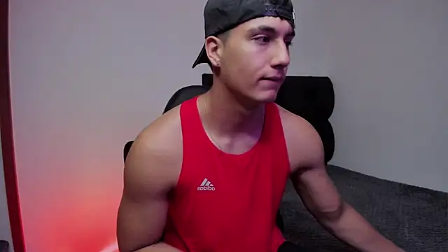 Snapshot of CHRIS_MORGAN1 chatting on October 16, 2025, 1:50 am CHRIS MORGAN1 online show from October 16, 2025, 1:50 am