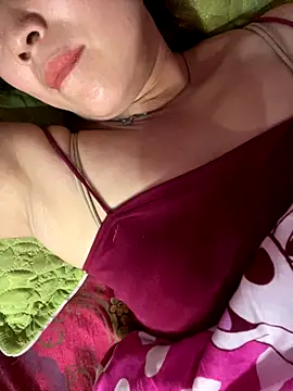 Domita-cool online show from November 27, 2025, 5:42 am