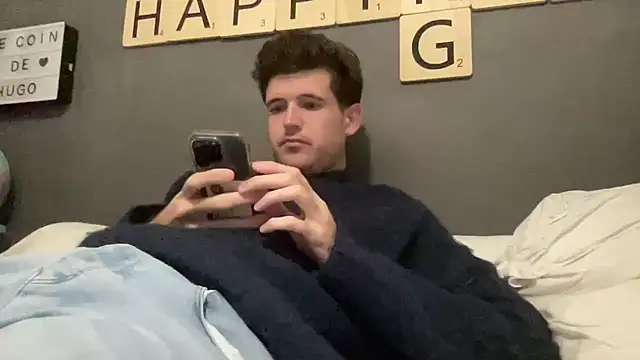 VersaGoo online show from November 10, 2025, 6:18 pm